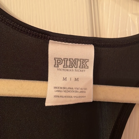 VS Pink Tank - Picture 3 of 4